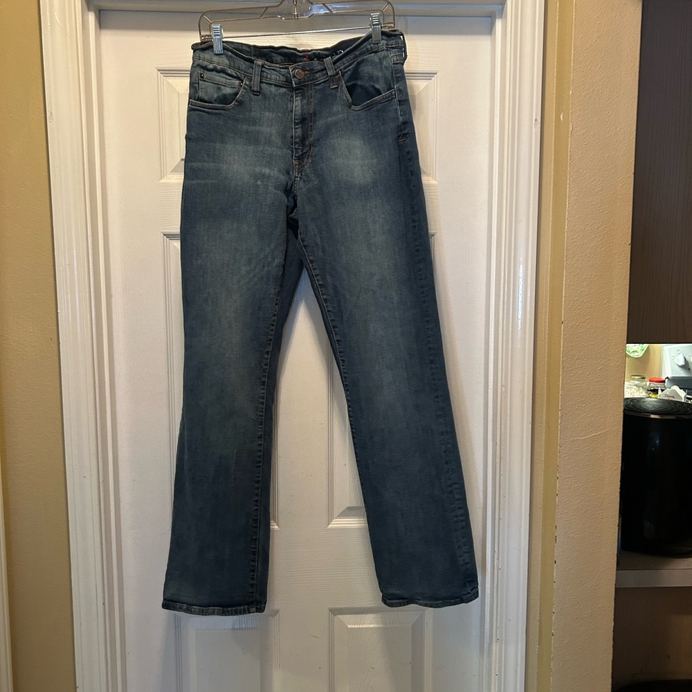 Izod Men's Classic Straight Blue Jeans